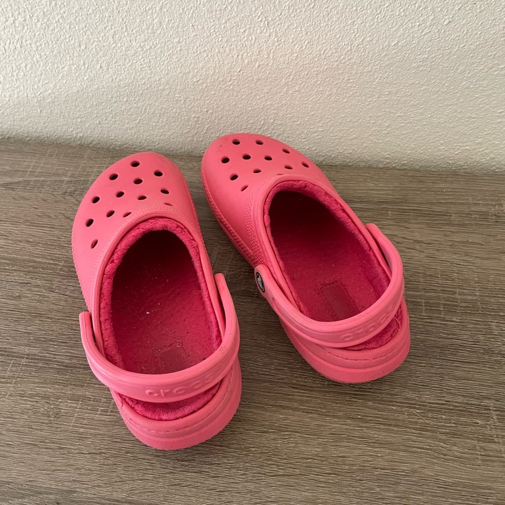 Pink Fleece Crocs - Picture 2 of 3